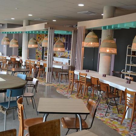 Greet Hotel Rennes Pace ภายนอก รูปภาพ