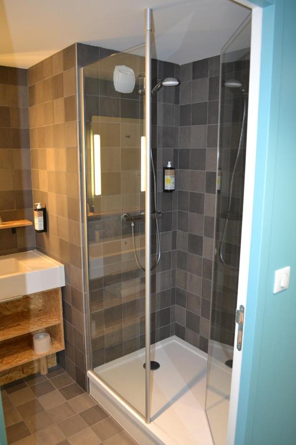 Greet Hotel Rennes Pace ภายนอก รูปภาพ